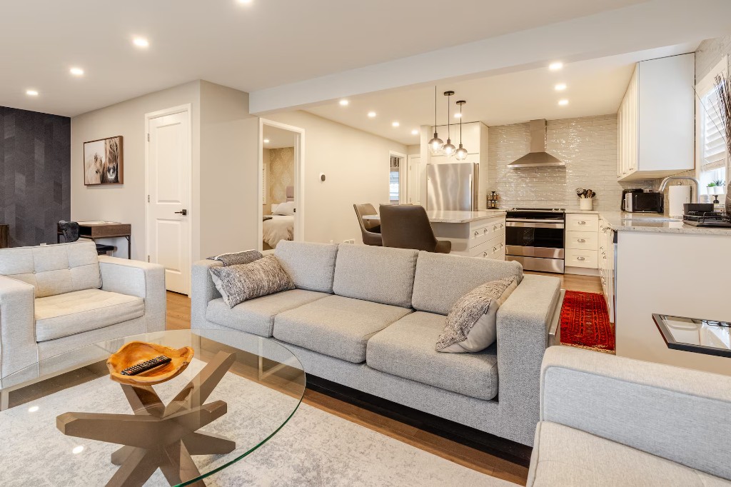 Living and kitchen